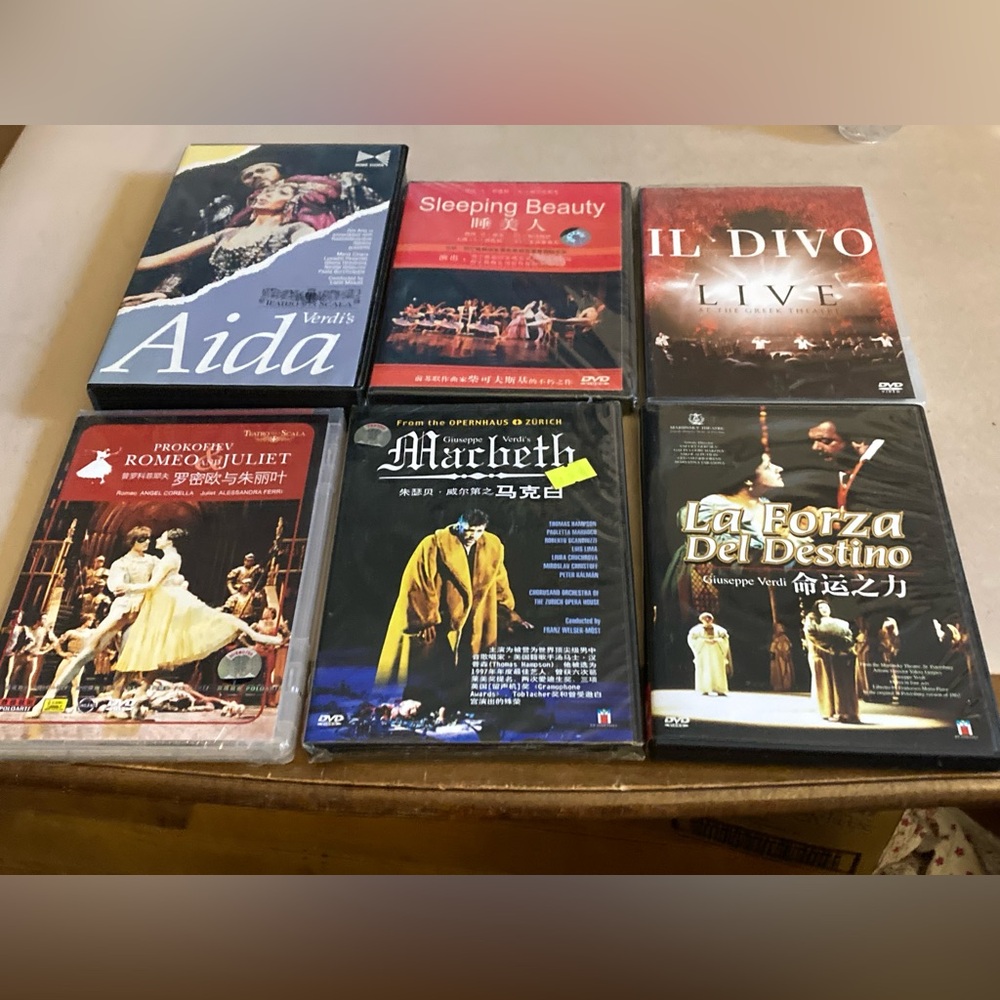Estate auction 5 opera, and ballet DVDs, and 1 VHS 4 DVDs are unopened